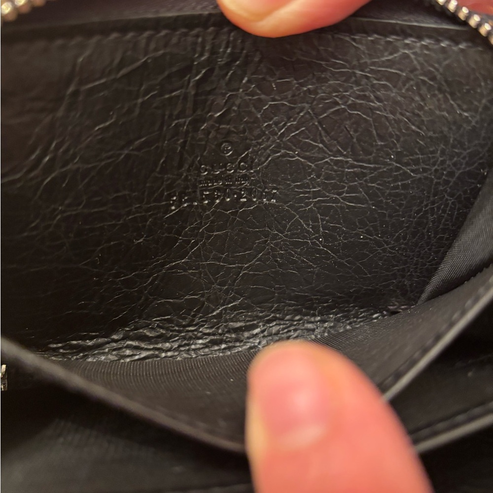 Gucci black leather zip around wallet new - Picture 4 of 8